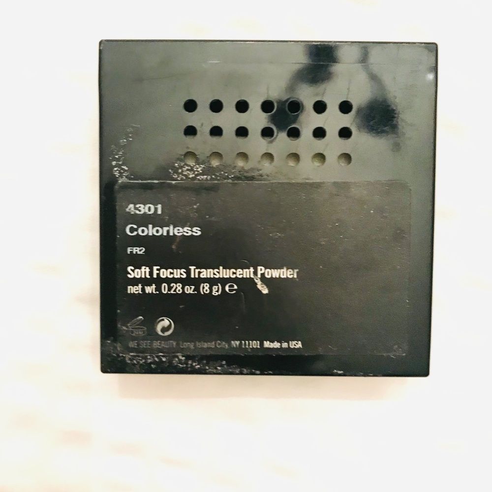 MAKE Colourless Translucent Soft Powder - Picture 5 of 6